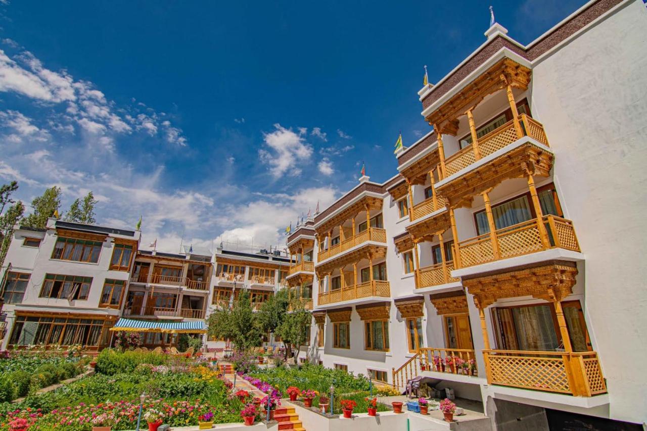Hotel Jigmet, Λεχ Εξωτερικό φωτογραφία
